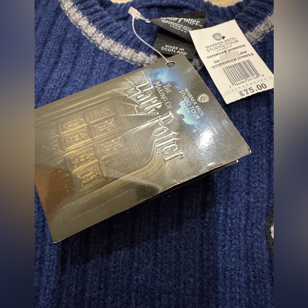 Warner Bros. Harry Potter Navy Sweater. 100% Lambswool - Picture 4 of 7